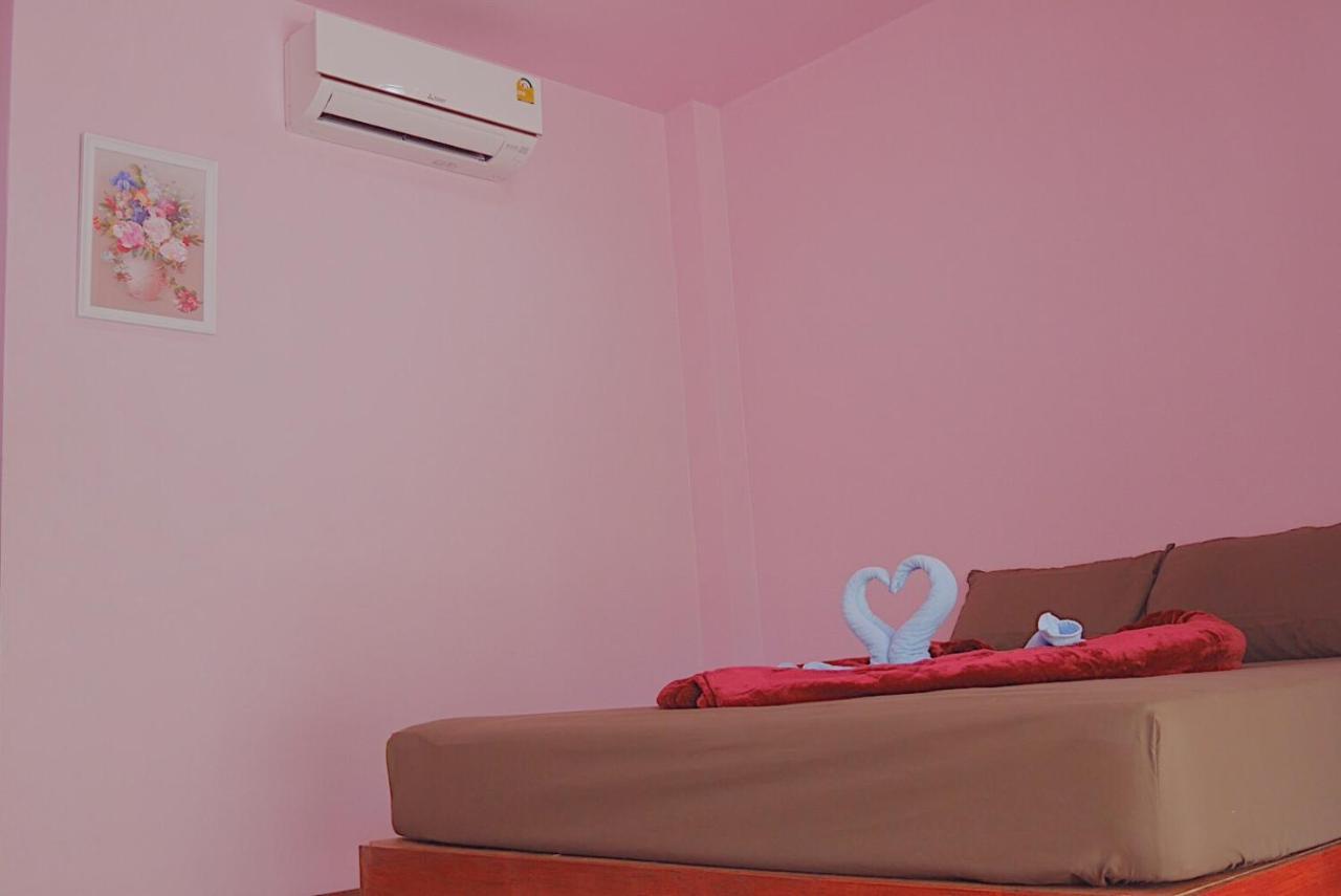 Pk Family House 호텔 코묵 외부 사진